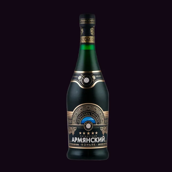 Армянский коньяк 5 лет 0.5 л. Армянский коньяк 5 лет 0.5 л.